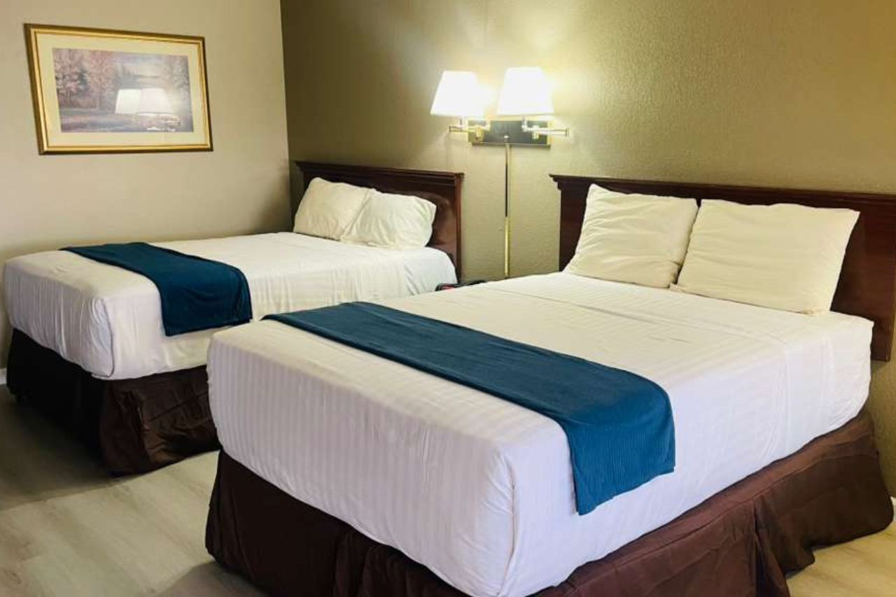 Double Bed Guest Room